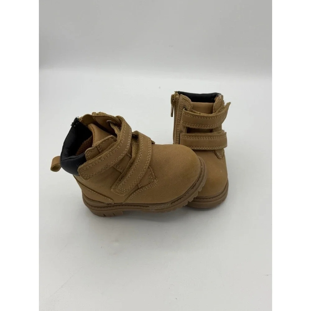 Wonder Nation Infant Tucker Boots Size 3Boys Easy On Off Zipper Non Marking NEW